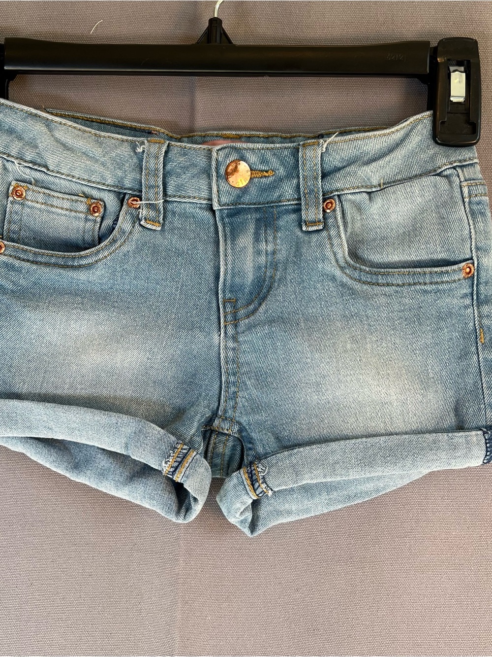 BCBG Girls sz5 Light Blue Denim Roll-Cuff Shorts Stretch Adjustable Waist